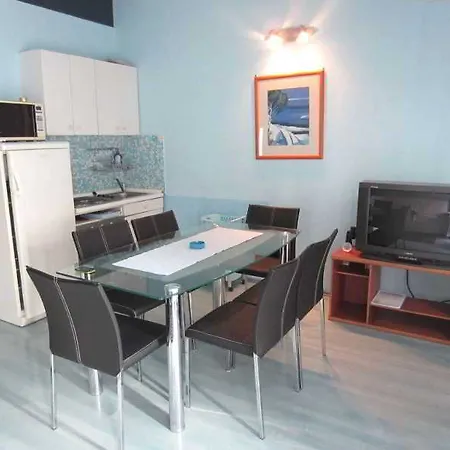 Appartement Kelam Donji Okrug (Ciovo)